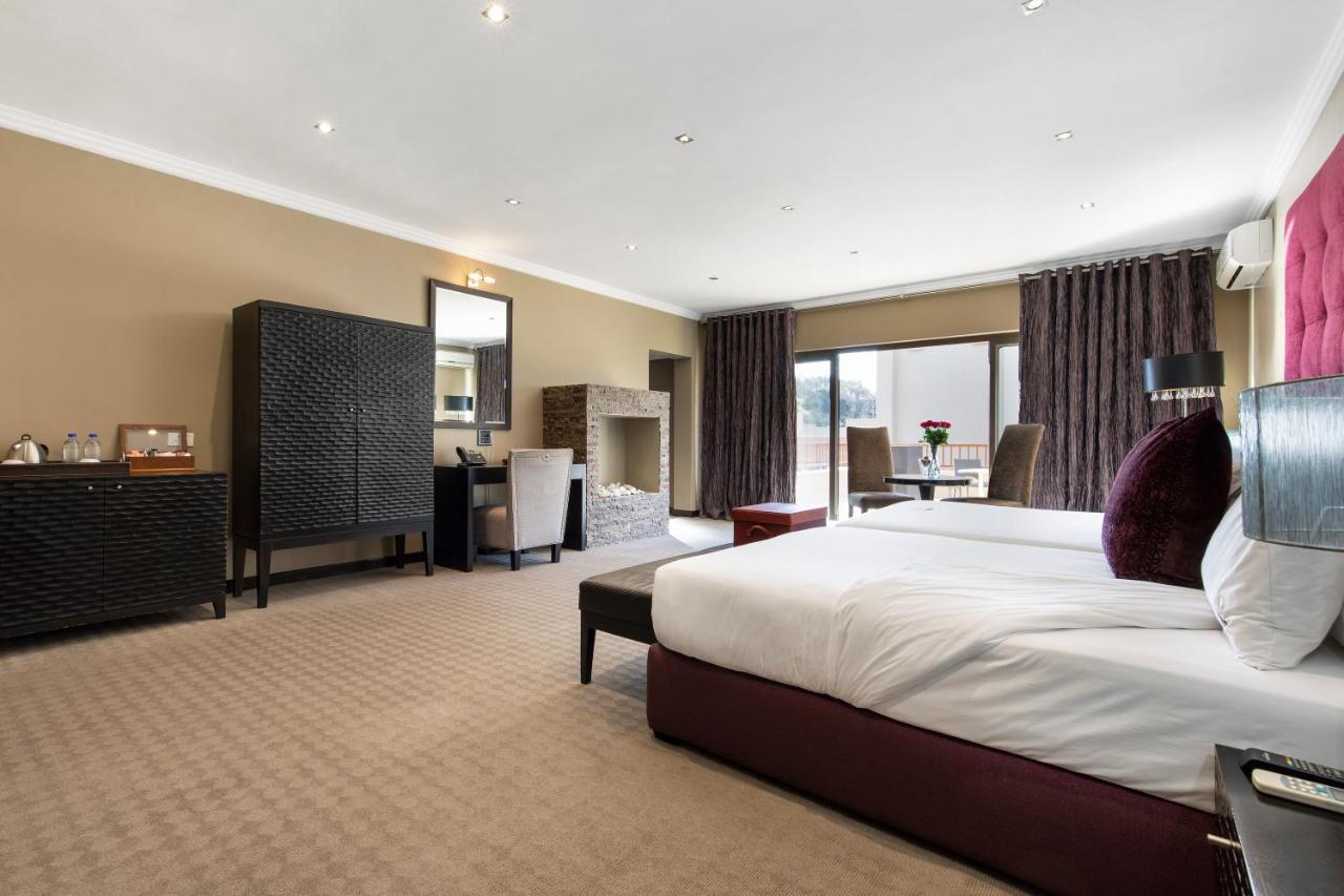 St Andrews Hotel And Spa Йоханесбург Екстериор снимка