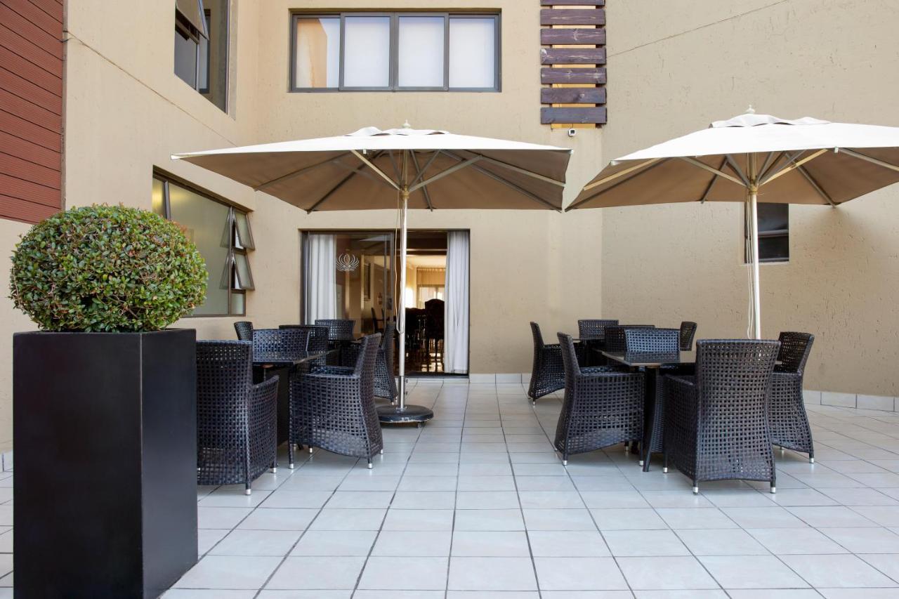 St Andrews Hotel And Spa Йоханесбург Екстериор снимка