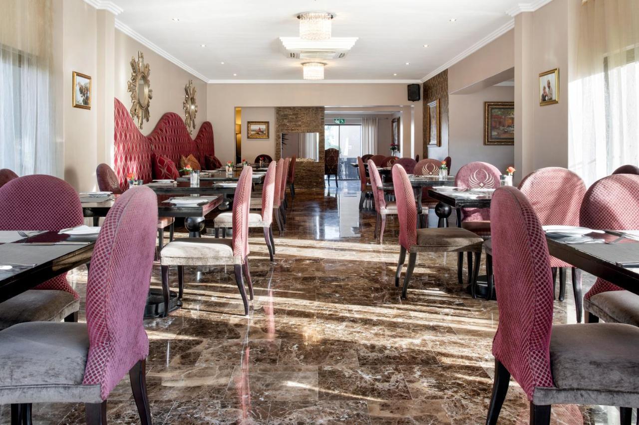 St Andrews Hotel And Spa Йоханесбург Екстериор снимка