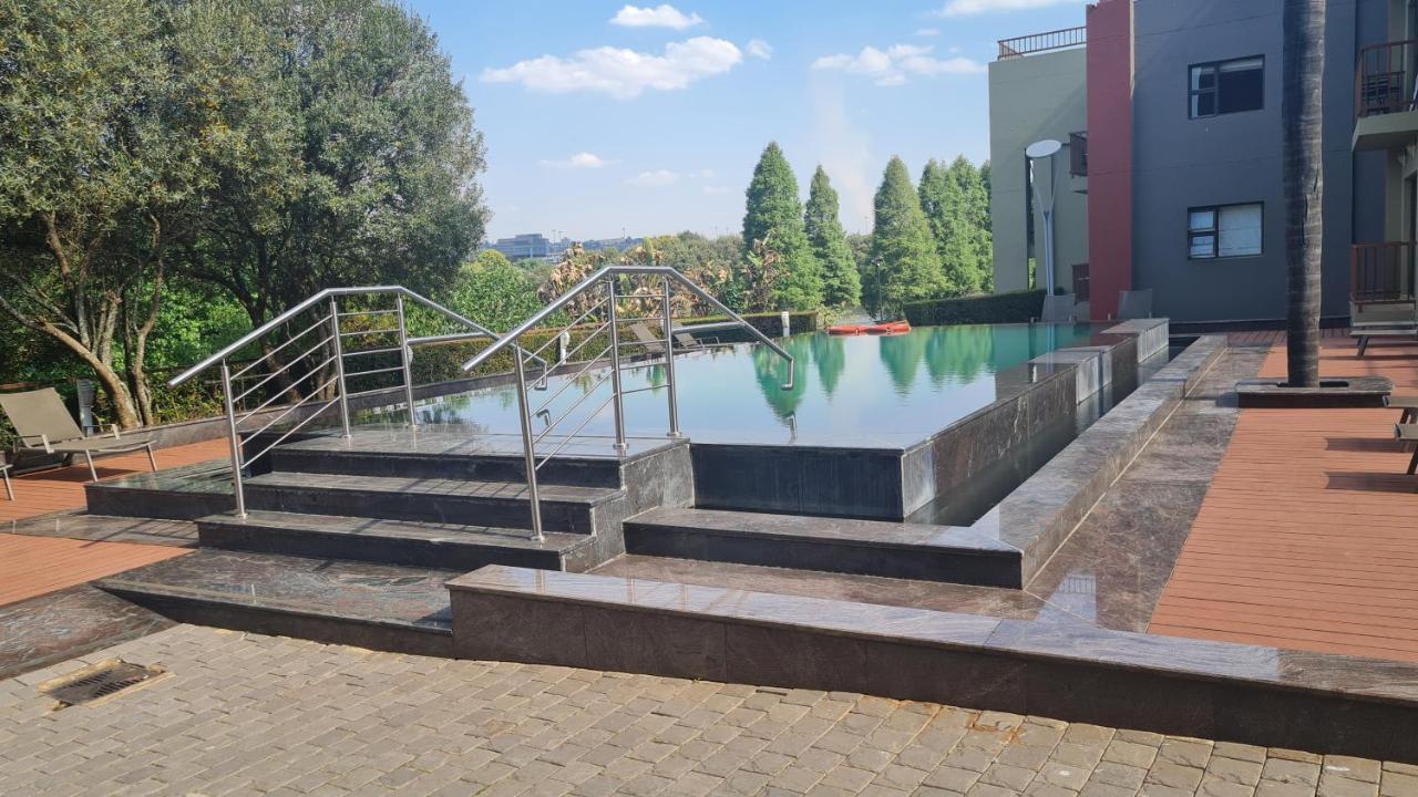 St Andrews Hotel And Spa Йоханесбург Екстериор снимка